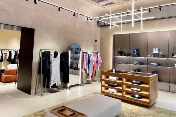 Brand clothing store Symbol (Kyiv, 2024)