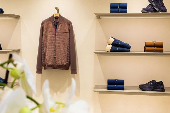 Brand clothing store Symbol (Kyiv, 2024)