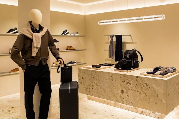 Brand clothing store Symbol (Kyiv, 2024)